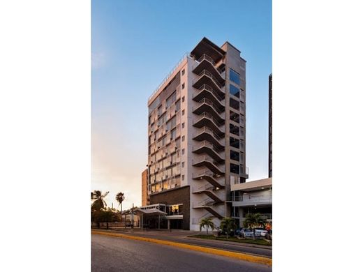 Lecherías, Estado Anzoáteguiのホテル