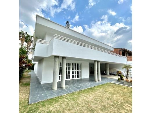 Lüks ev Karakas, Municipio Libertador