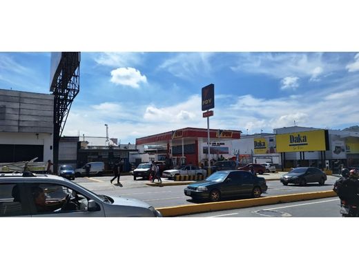 أرض ﻓﻲ كراكاس, Municipio Libertador