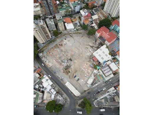Teren w Nueva Caracas, Distrito Capital