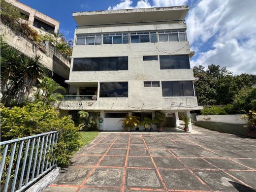 Residential complexes in Nueva Caracas, Distrito Capital