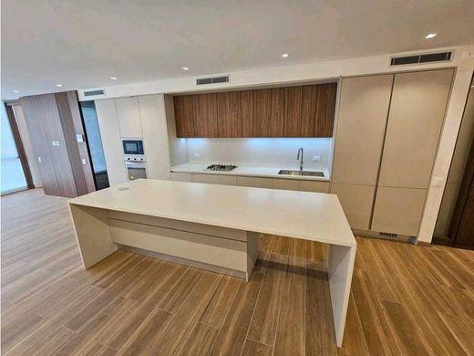Apartment / Etagenwohnung in Nueva Caracas, Distrito Capital