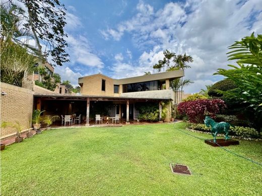 Lüks ev Karakas, Municipio Libertador