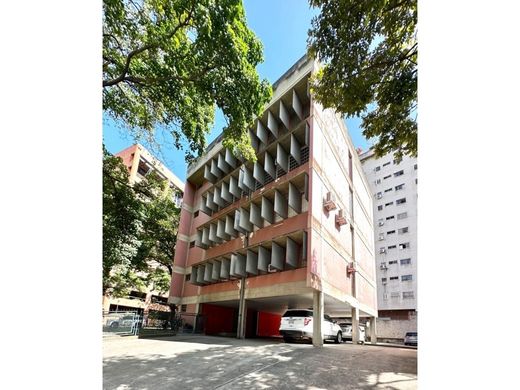 Edificio en Nueva Caracas, Distrito Capital