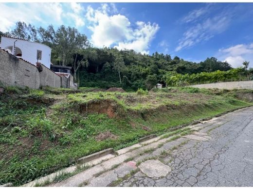 Участок, Nueva Caracas, Distrito Capital