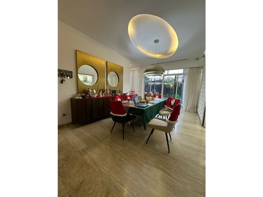 豪宅  卡拉卡斯, Municipio Libertador