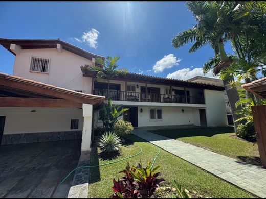 Luksusowy dom w Caracas, Municipio Libertador