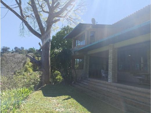 Casa de campo - Nueva Caracas, Distrito Capital