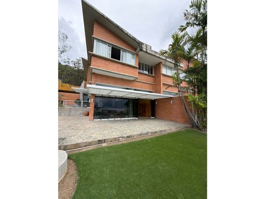Luxury home in Nueva Caracas, Distrito Capital