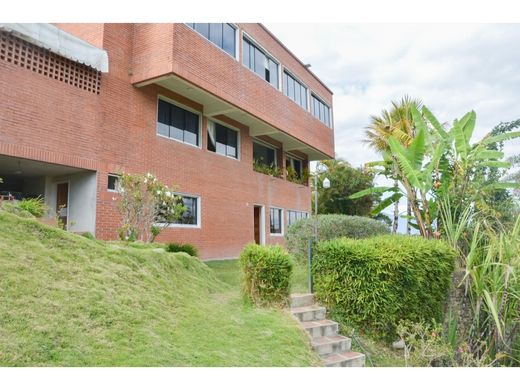 Luxury home in Nueva Caracas, Distrito Capital