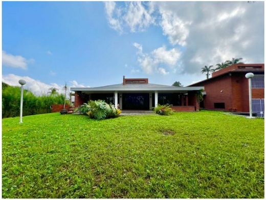 Luxury home in Nueva Caracas, Distrito Capital