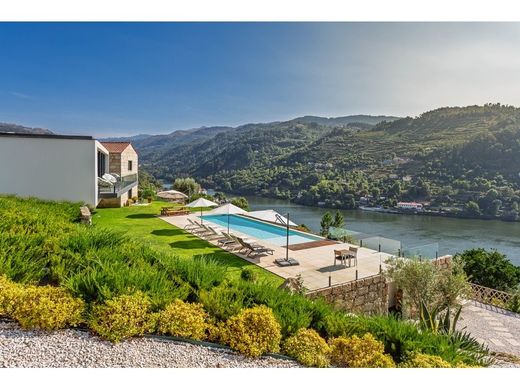 Villa a Riba Douro, Baião