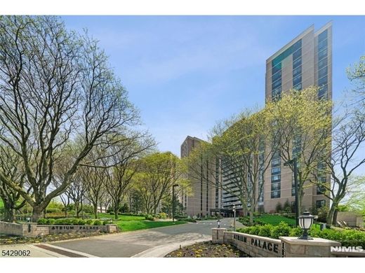 Piso / Apartamento en Fort Lee, Condado de Bergen