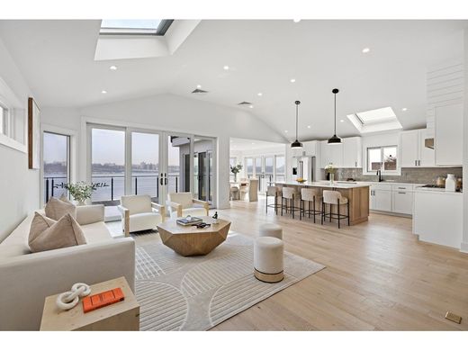 Apartment in Edgewater, Bergen County