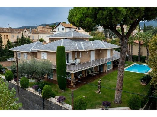 Villa in Tiana, Province of Barcelona