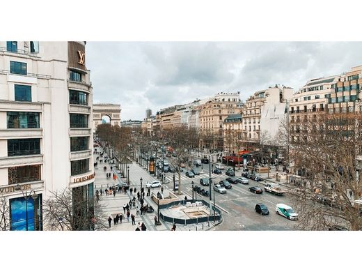 Apartament w Champs-Elysées, Madeleine, Triangle d’or, Paris