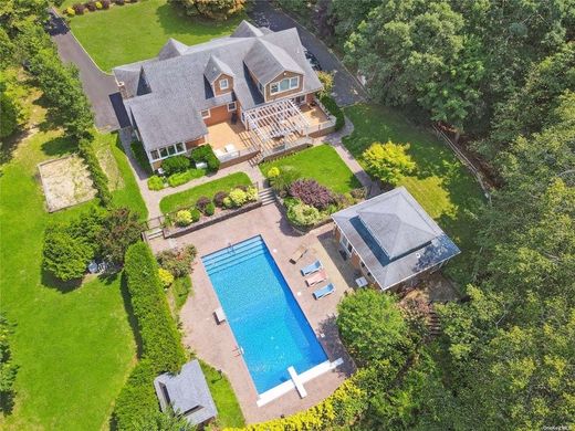 Luxury home in Wading River, Suffolk County