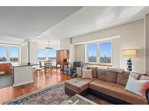 Apartment / Etagenwohnung in New York City, New York