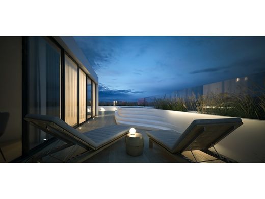 Voúla, Nomarchía Anatolikís Attikísのアパートメント