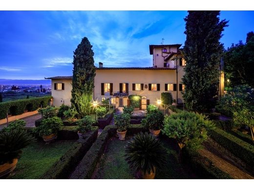 Villa Floransa, Firenze ilçesinde