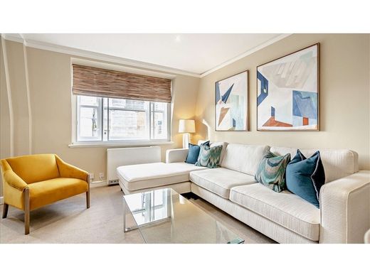 Apartment in London, Greater London