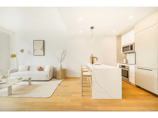 Apartment in Long Island City, New York