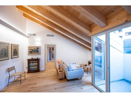 Apartment in Milan, Lombardy