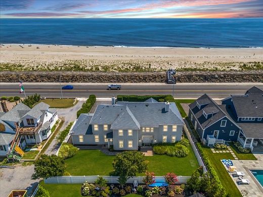 Luxury home in Monmouth Beach, Monmouth County