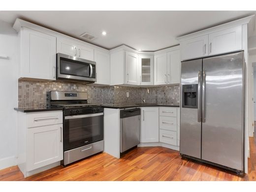 Townhouse in Brooklyn, Kings County