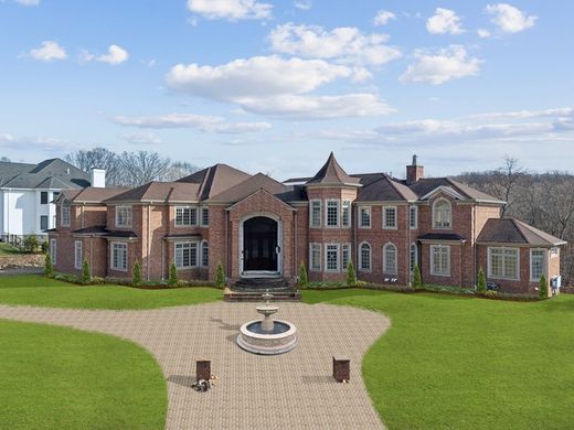 Luxury home in Livingston, Essex County