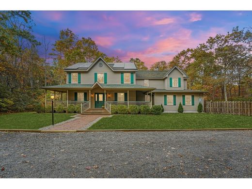 Luxury home in Tuckerton, Ocean County