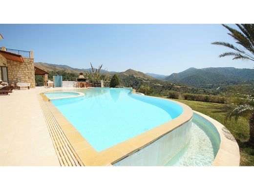 Villa in Argáka, Paphos District