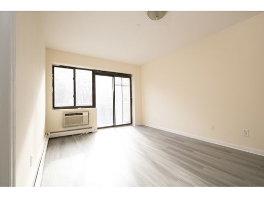 Apartament w Queens, Queens County