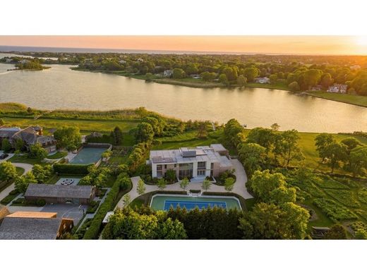Luxury home in Water Mill, Suffolk County