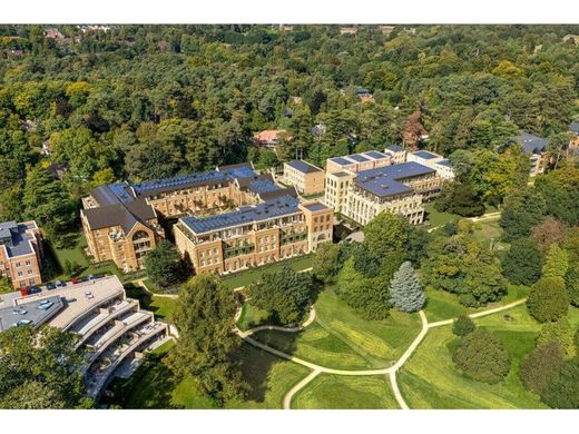 Apartment in Sunningdale, Windsor and Maidenhead