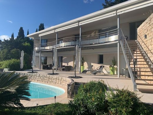 Mansion in Mougins, Alpes-Maritimes