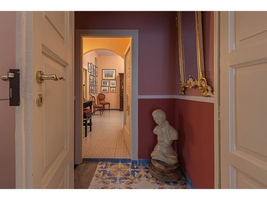 Hôtel particulier à Ospedaletto d'Alpinolo, Provincia di Avellino