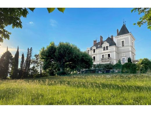 Schloss / Burg in Aix-les-Bains, Savoy