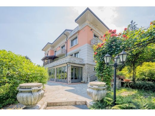 Villa in Gignese, Verbania