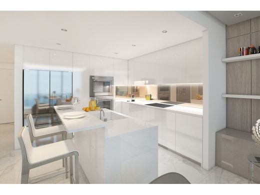 Hallandale Beach, Broward Countyのアパートメント