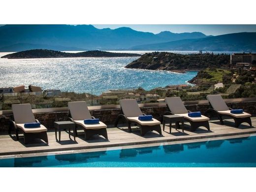Villa à Agios Nikolaos, Nomós Lasithíou