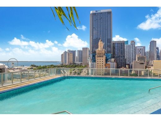 マイアミ, Miami-Dade Countyのアパートメント