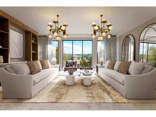 Apartment in Sunningdale, Windsor and Maidenhead