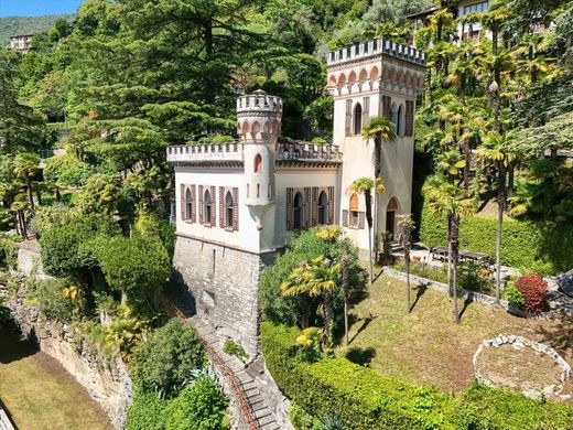 Castello a Cernobbio, Como