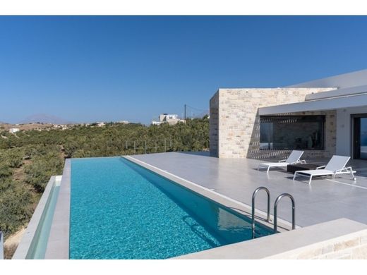 Irákleion, Heraklion Regional Unitのヴィラ