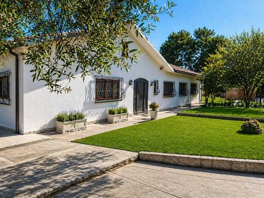 Villa - Ginosa, Provincia di Taranto