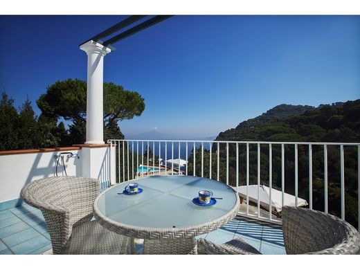 Villa in Capri, Naples
