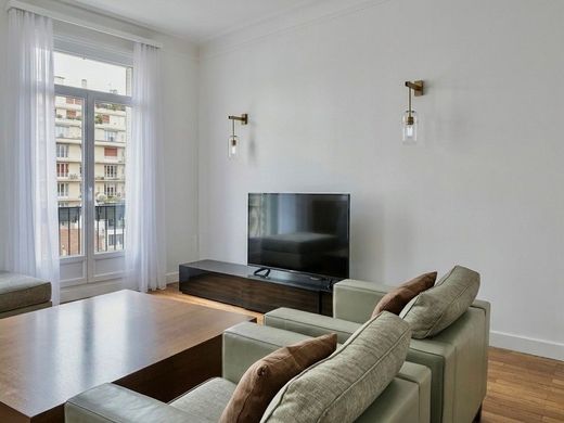 Apartment in La Muette, Auteuil, Porte Dauphine, Paris