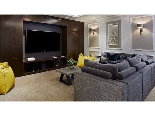 Apartment in London, Greater London