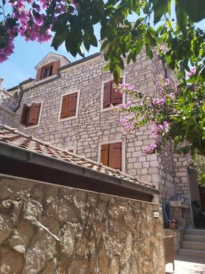 Luxury home in Supetar, Grad Supetar